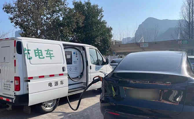 隆昌汽车搭电